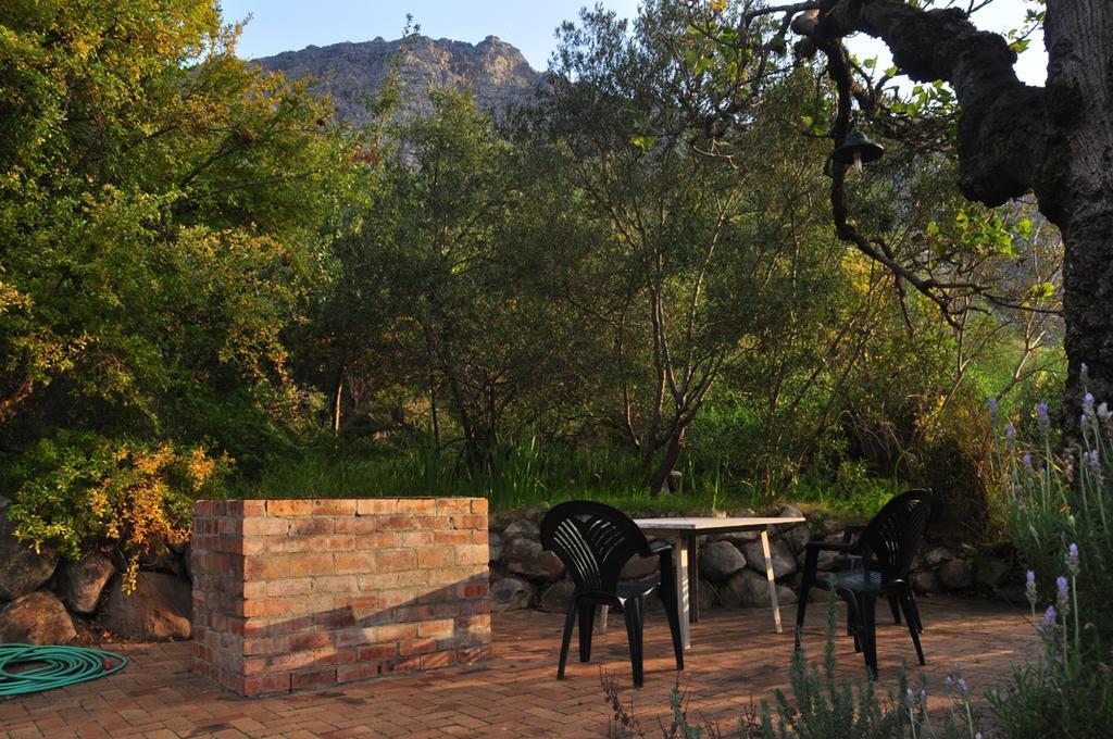 Kierie Kwaak Self Catering Villa Stellenbosch Ngoại thất bức ảnh
